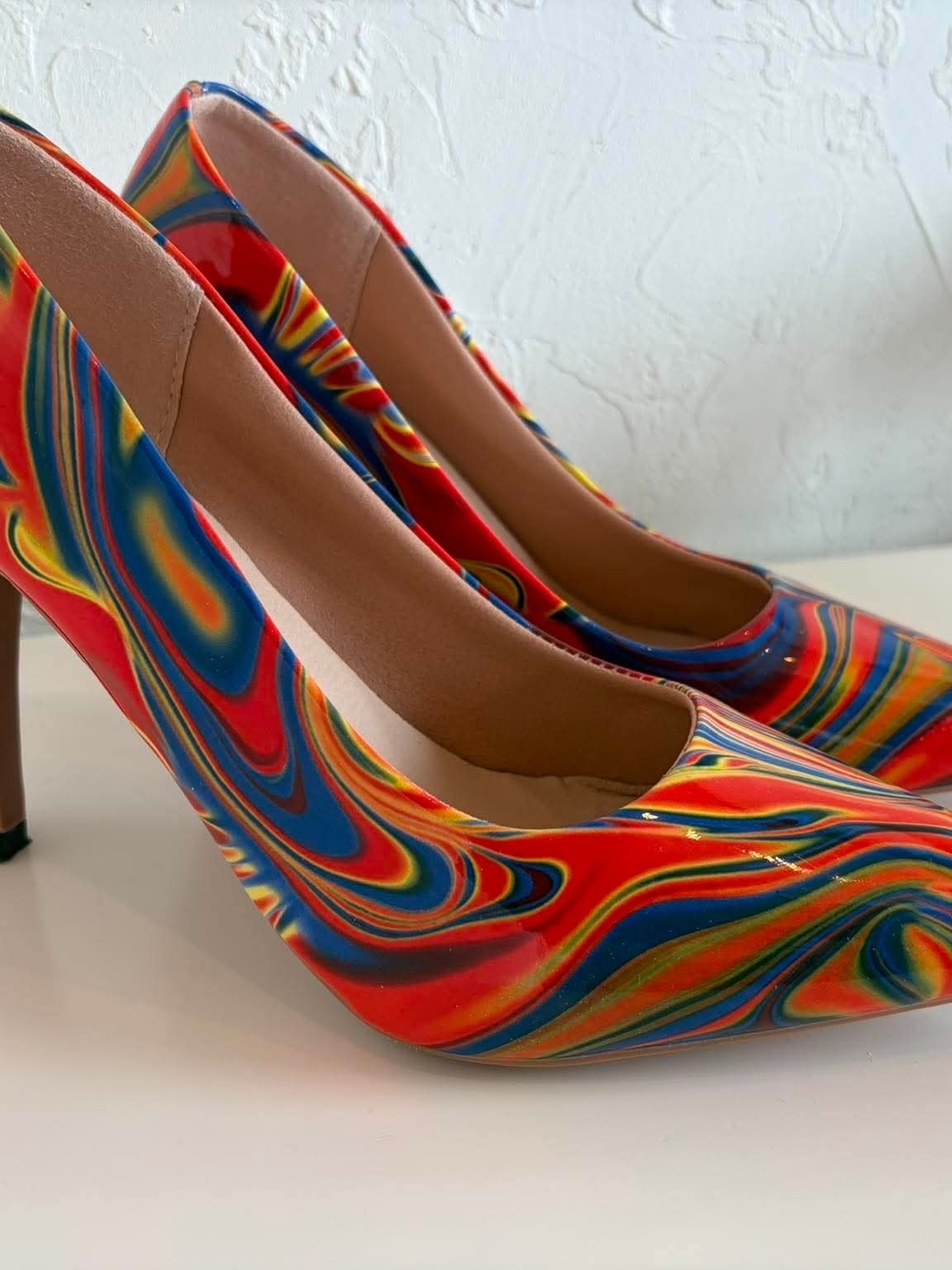 Multicolor Swirl Pointed-Toe Women's Pumps